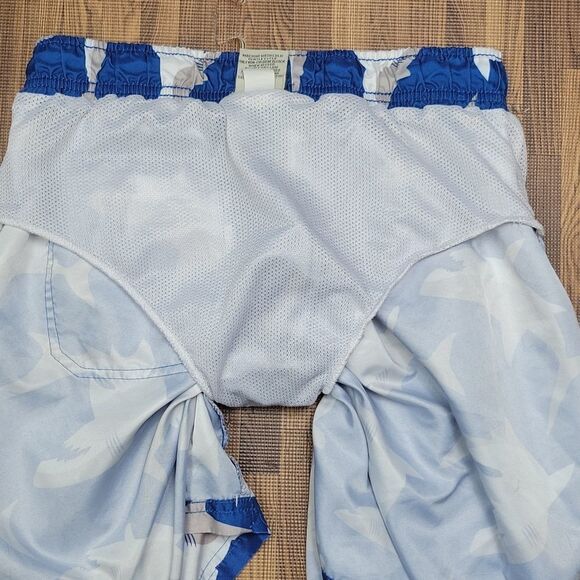 U.S Polo Assn. Shark Print Swim Trunks Size Boys Medium - Picture 10 of 14